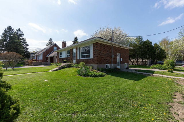 2 Lanbrooke Avenue
