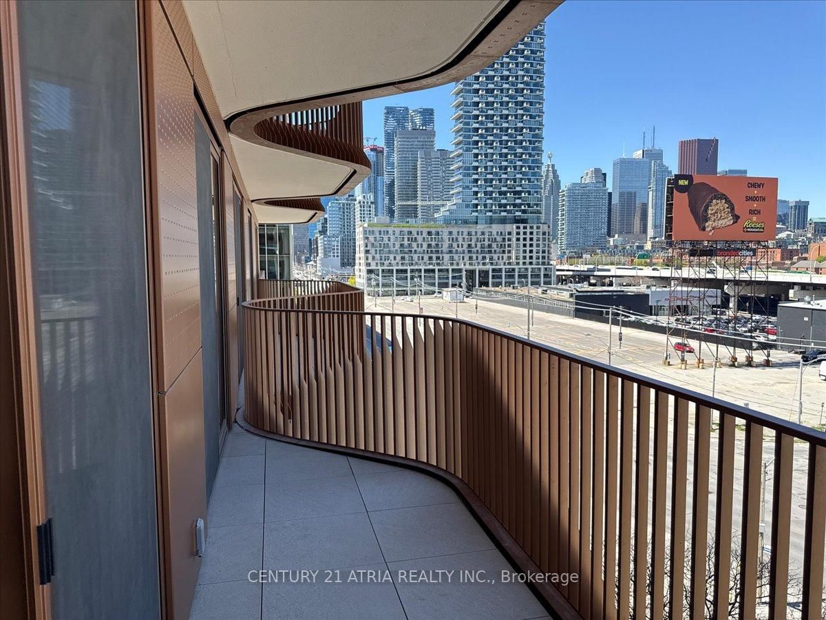 155 Merchants' Wharf, Unit 530 - Photo 26