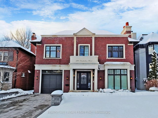 198 Strathallan Boulevard