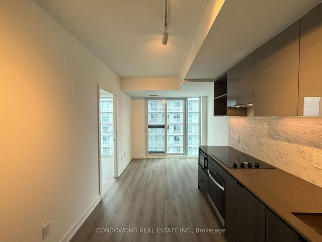 4108 - 252 Church Street