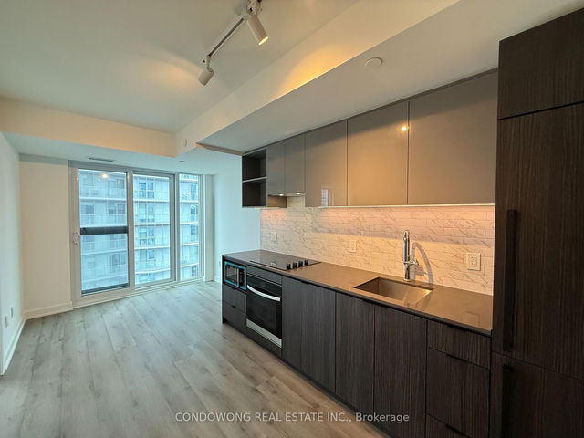 4108 - 252 Church Street