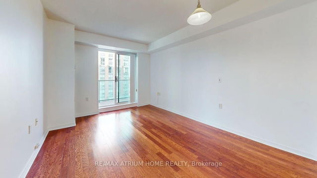 806 - 20 Olive Avenue