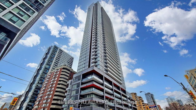 1707 - 159 Dundas Street
