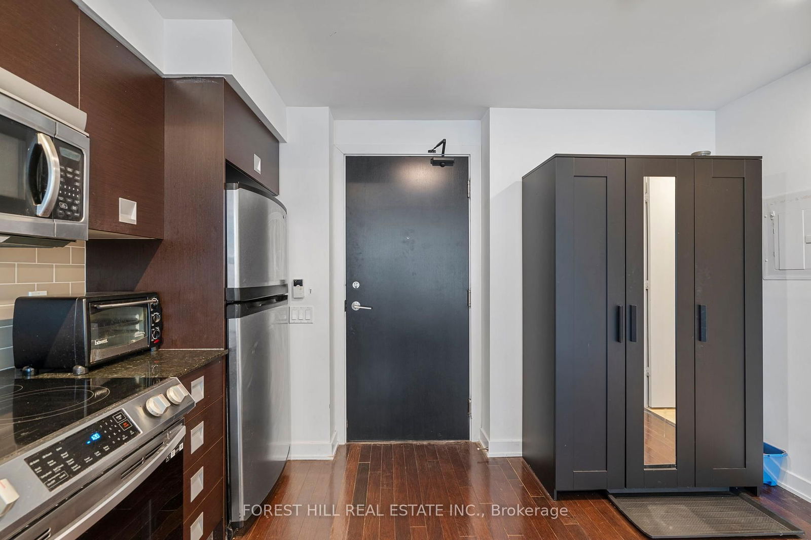 Condo for sale at 1101-33 Charles Street, Toronto, Bay Street Corridor, M4Y 1R9 - MLS: C12137996