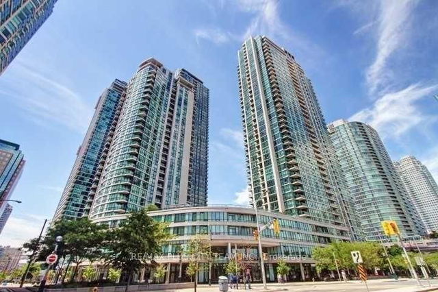402 - 12 Yonge Street