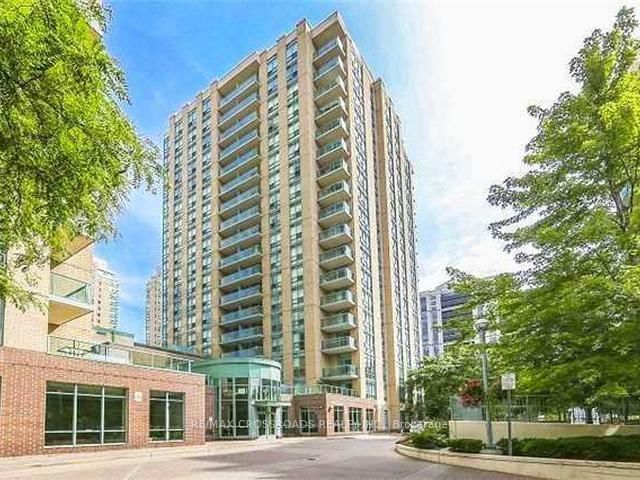 home for lease on 706-26 Olive Avenue