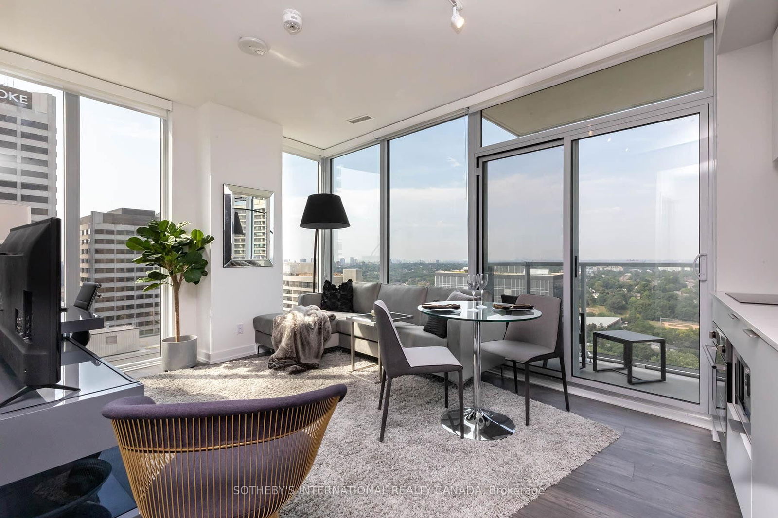 Condo for lease at 2110-33 Helendale Avenue, Toronto, Yonge-Eglinton, M4R 1C5 - MLS: C12138251