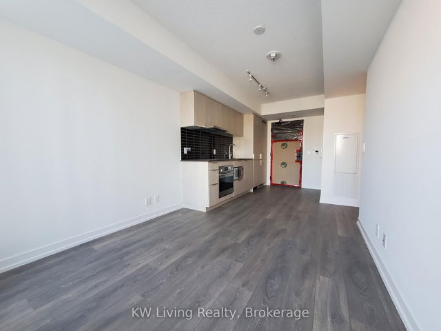 1210 - 60 Shuter Street