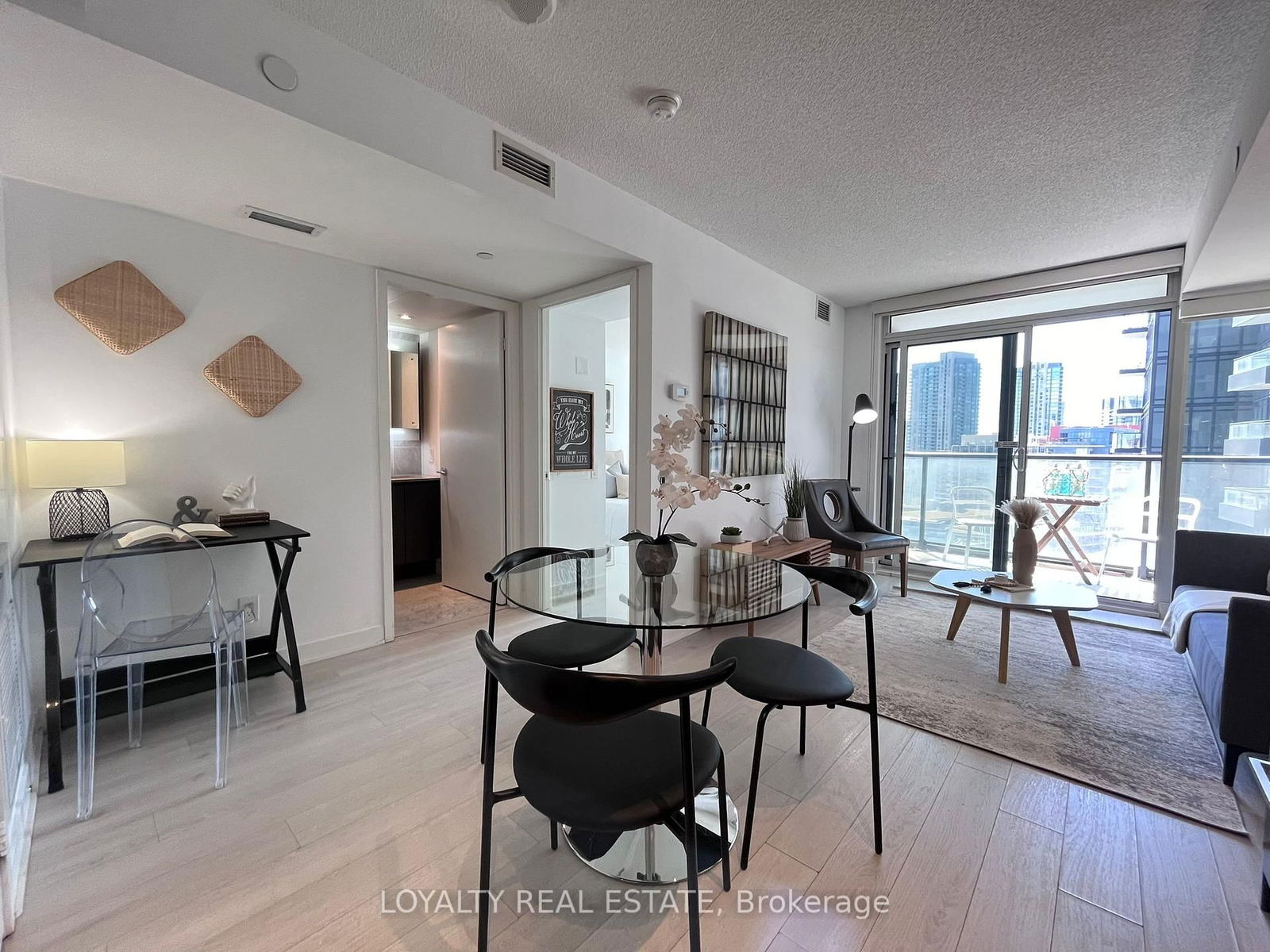 Condo for sale at 1803-70 Queens Wharf Road, Toronto, Waterfront Communities C1, M5V 0J2 - MLS: C12138368