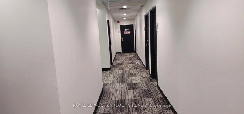 605 - 255 Duncan Mill Rd, Toronto, M3B 3H9 | Image 2