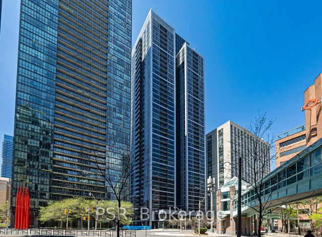 2007 - 28 Ted Rogers Way
