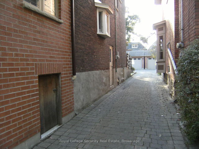 122 Delaware Avenue