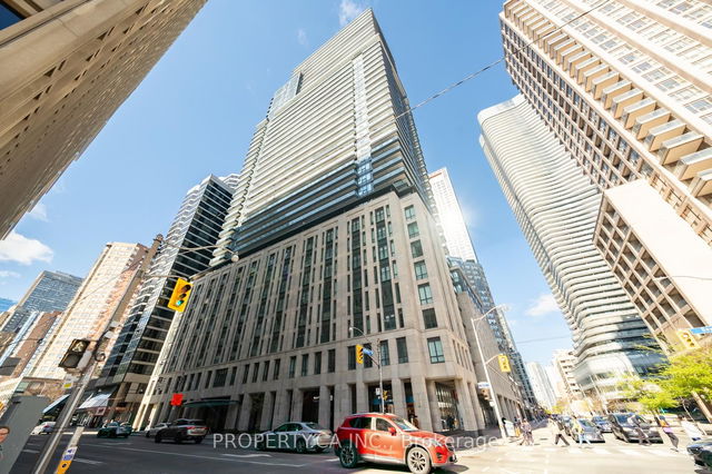 3308 - 955 Bay Street