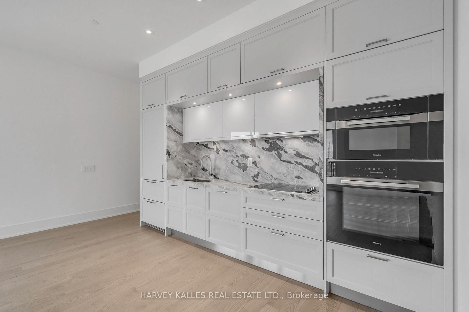 155 Merchants Wharf, Unit 631 - Photo 10