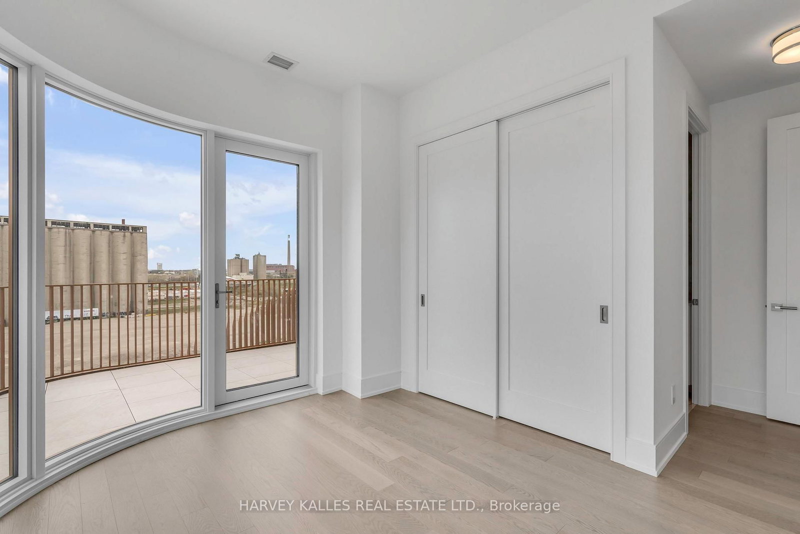 155 Merchants Wharf, Unit 631 - Photo 11