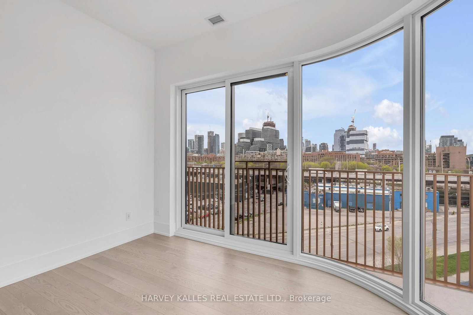 155 Merchants Wharf, Unit 631 - Photo 13