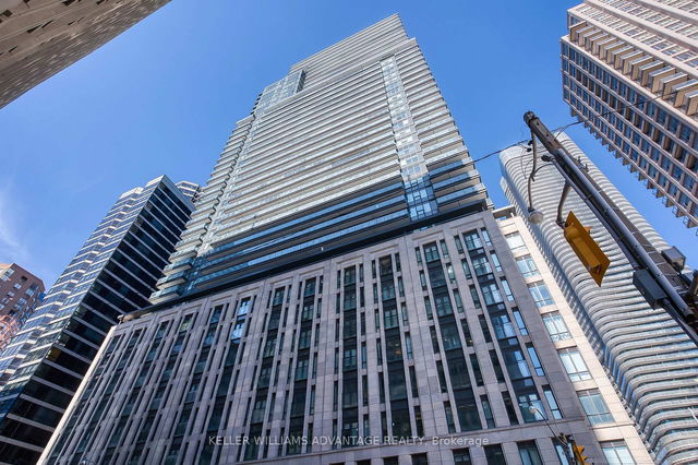 1012 - 955 Bay Street