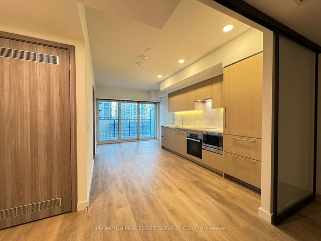 317 - 1 Concord Cityplace Way