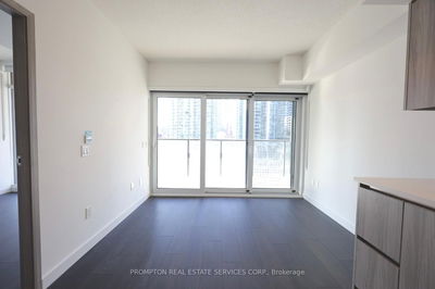 Unit 536 — 1 Concord Cityplace Way, Toronto - Waterfront Communities C1 image-0-3