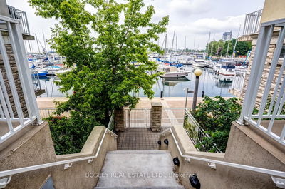 Unit 589 — 36 Stadium Rd, Toronto - Niagara image-0-2