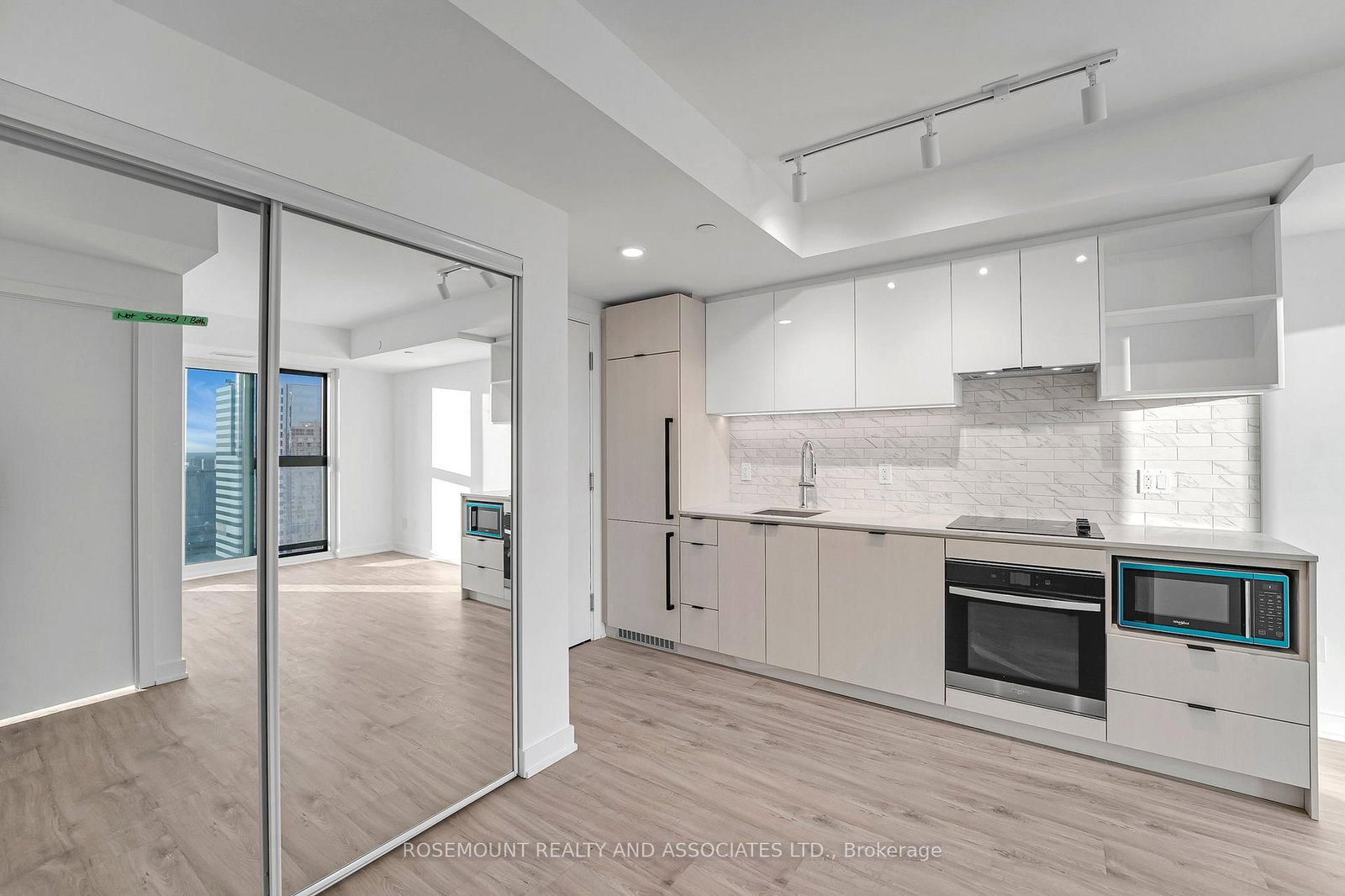 252 church Street, Unit 4317 - Photo 7