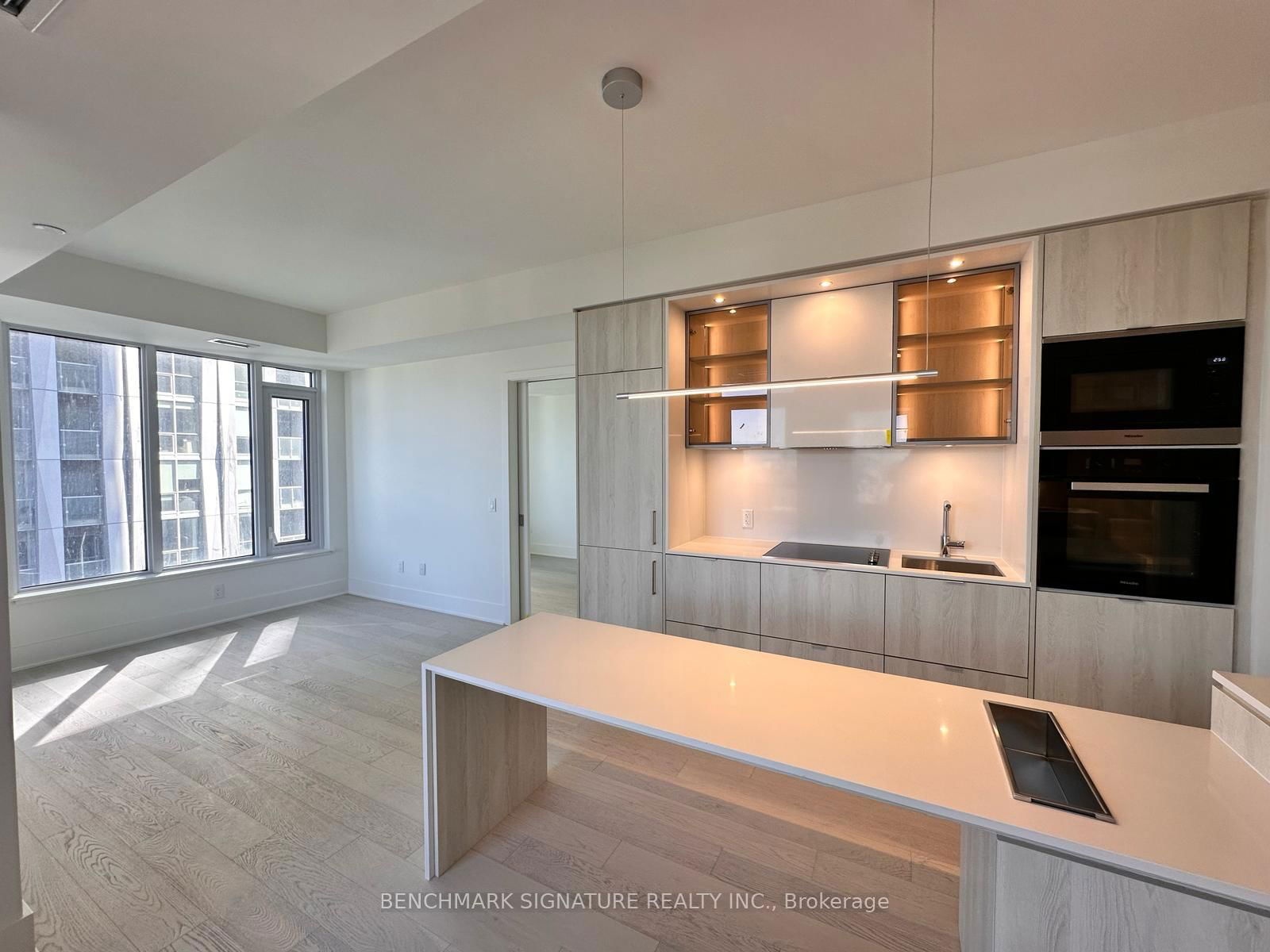 Condo for lease at 3304-11 Yorkville Avenue, Toronto, Annex, M4W 0B7 - MLS: C12139114