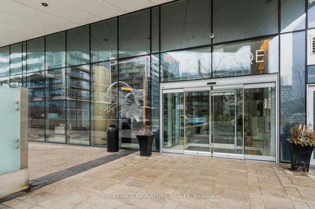 3305 - 15 Queens Quay