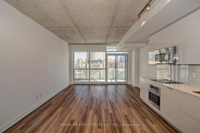 1309 - 210 Simcoe Street