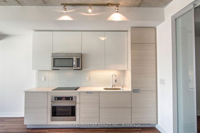 1309 - 210 Simcoe Street