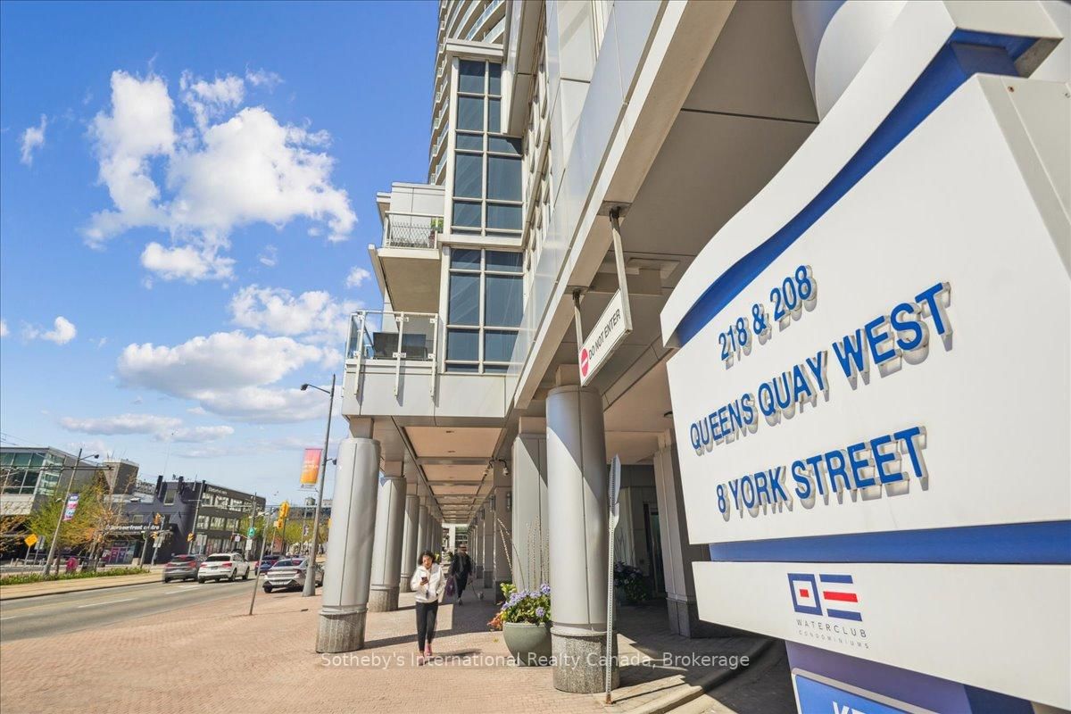 Condo for sale at 1804-218 Queens Quay, Toronto, Waterfront Communities C1, M5J 2Y6 - MLS: C12139623