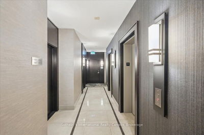 Unit 1804 — 218 Queens Quay, Toronto - Waterfront Communities C1 image-0-3