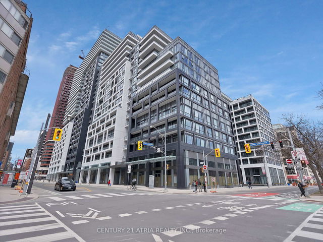 PH1943 - 121 Lower Sherbourne Street