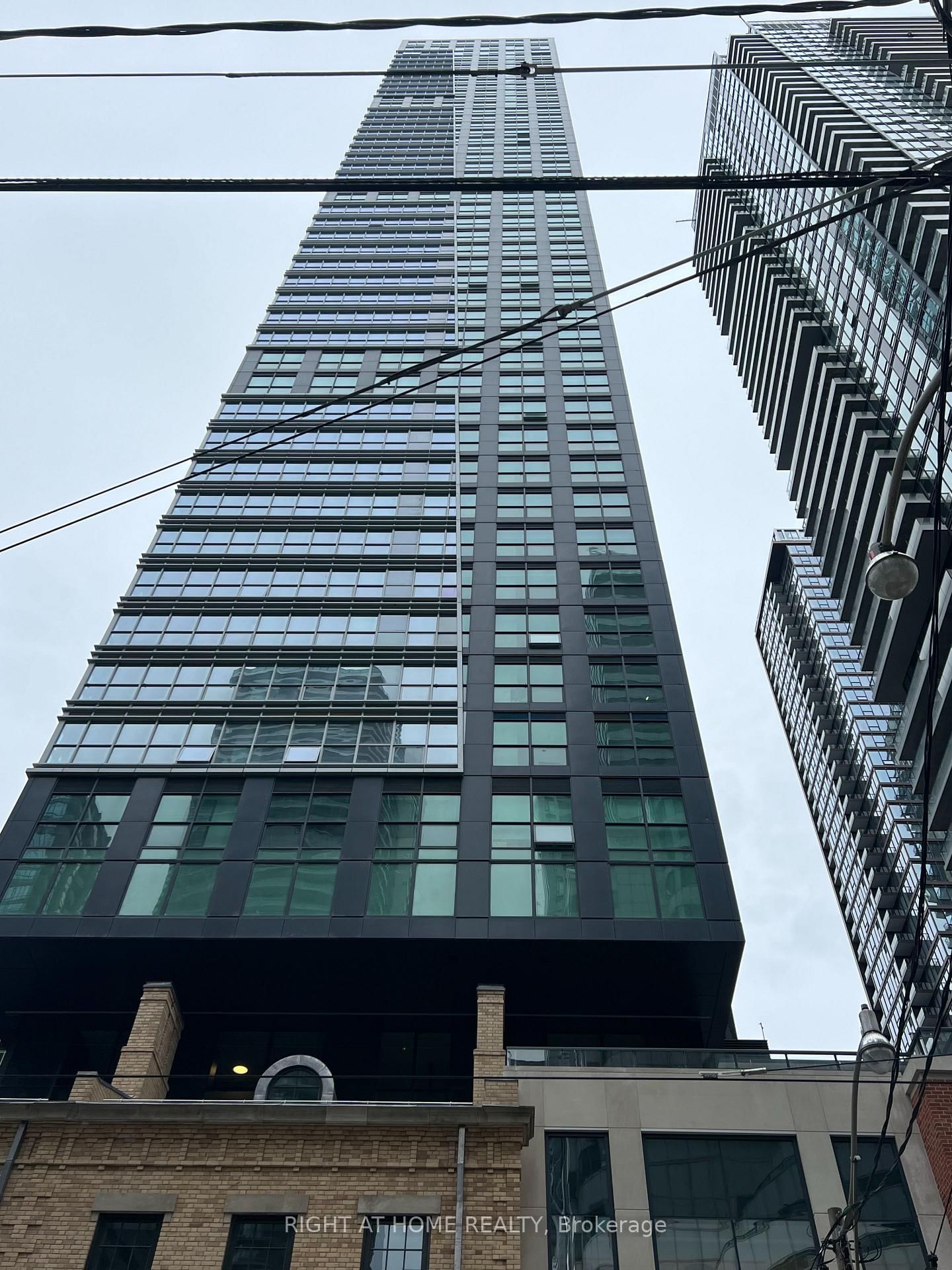 Condo for sale at 1703-327 King Street, Toronto, Waterfront Communities C1, M5V 0W7 - MLS: C12139750