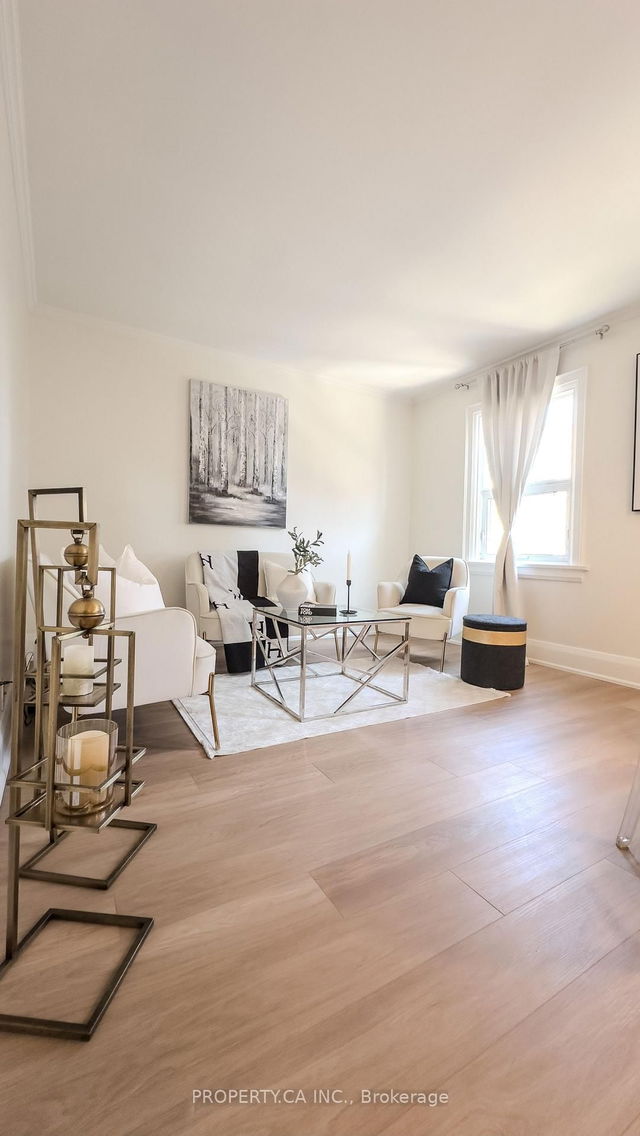 402 - 114 Vaughan Road