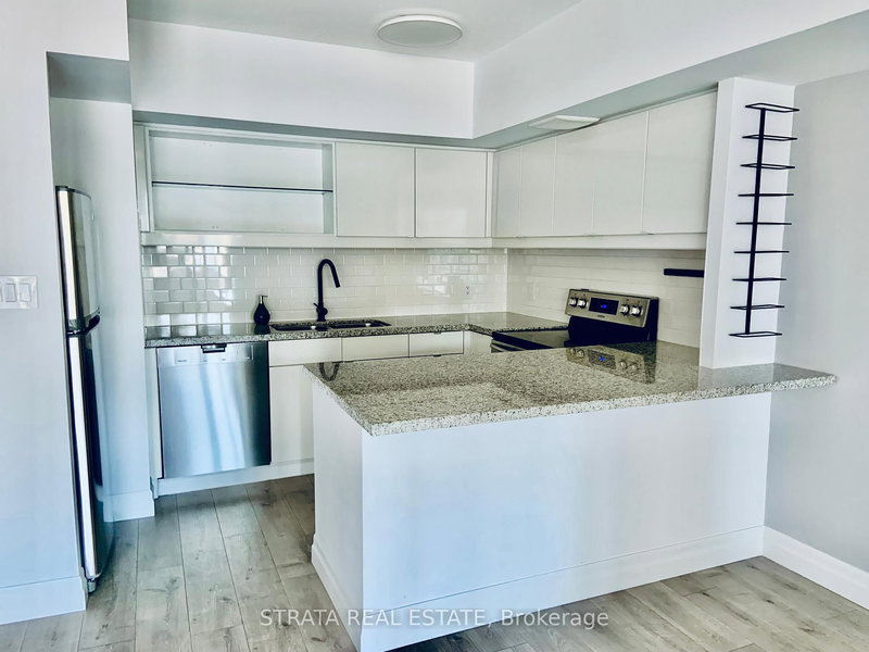 1701 - 25 The Esplanade, Toronto, M5E 1W5 | Image 3