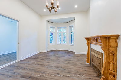 Unit Main Floor — 246 Major St, Toronto - University image-0-4