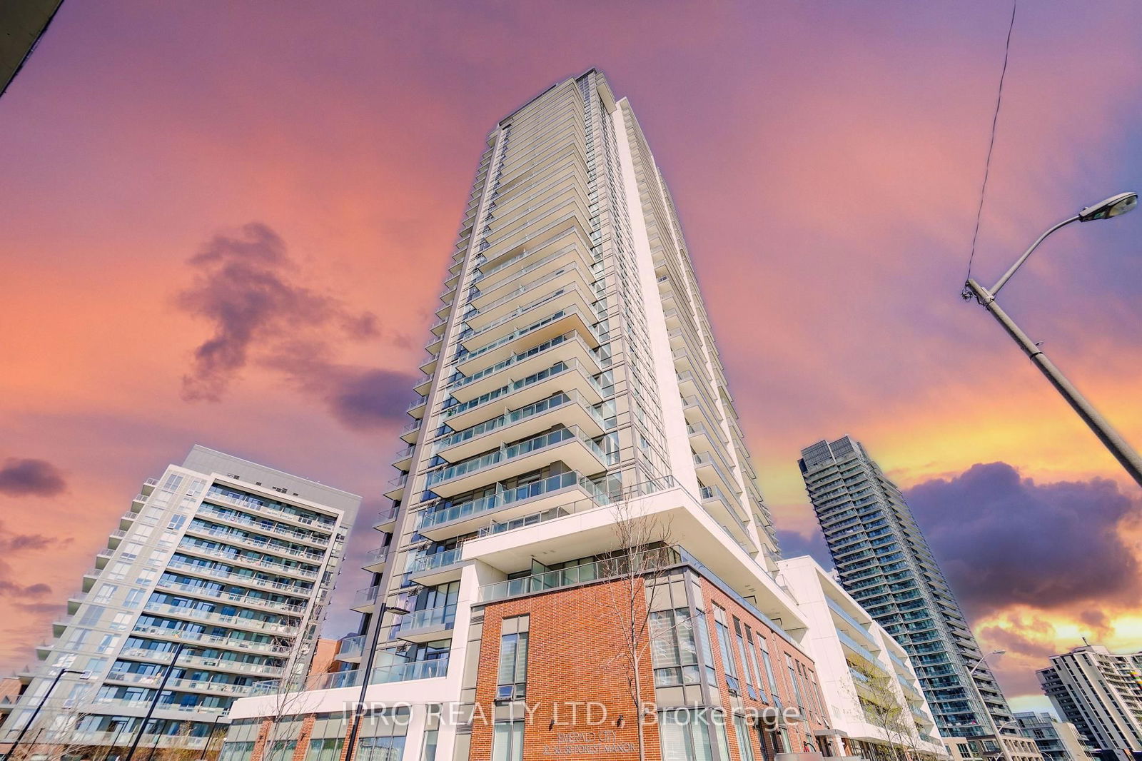 Condo for sale at 407-32 Forest Manor Road Drive, Toronto, Henry Farm, M2J 0H2 - MLS: C12139961