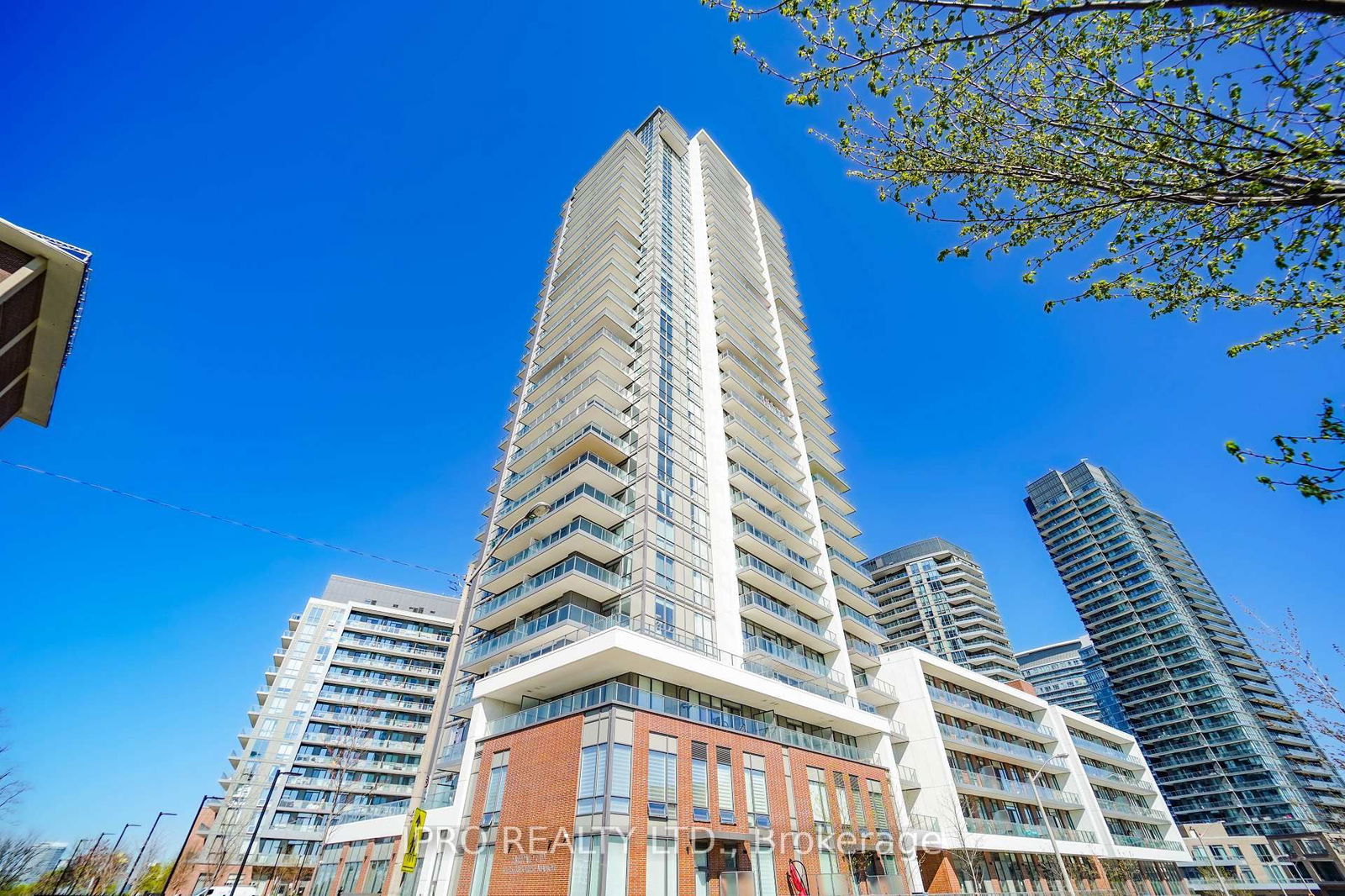 Condo for sale at 407-32 Forest Manor Road Drive, Toronto, Henry Farm, M2J 0H2 - MLS: C12139961