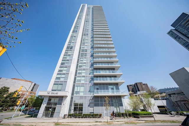 1404 - 275 Yorkland Road