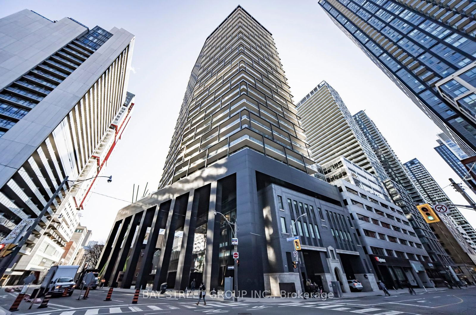 Condo for lease at 2509-125 Peter Street, Toronto, Waterfront Communities C1, M5V 2G9 - MLS: C12140209