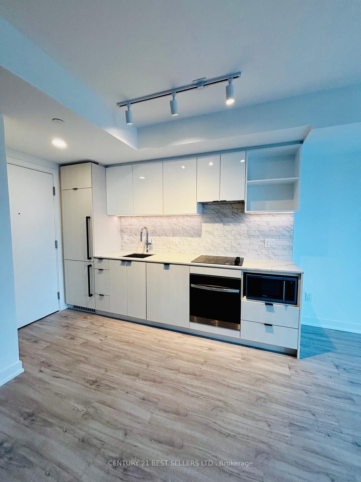 252 Church Street, Unit 3016 - Photo 4