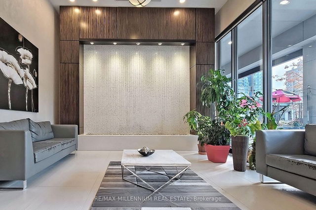 1508 - 25 Lower Simcoe Street