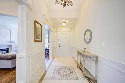 219 Greenfield Ave, Toronto - Willowdale East image-0-2