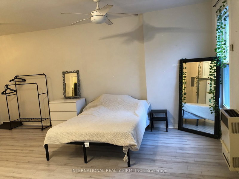 Room2
