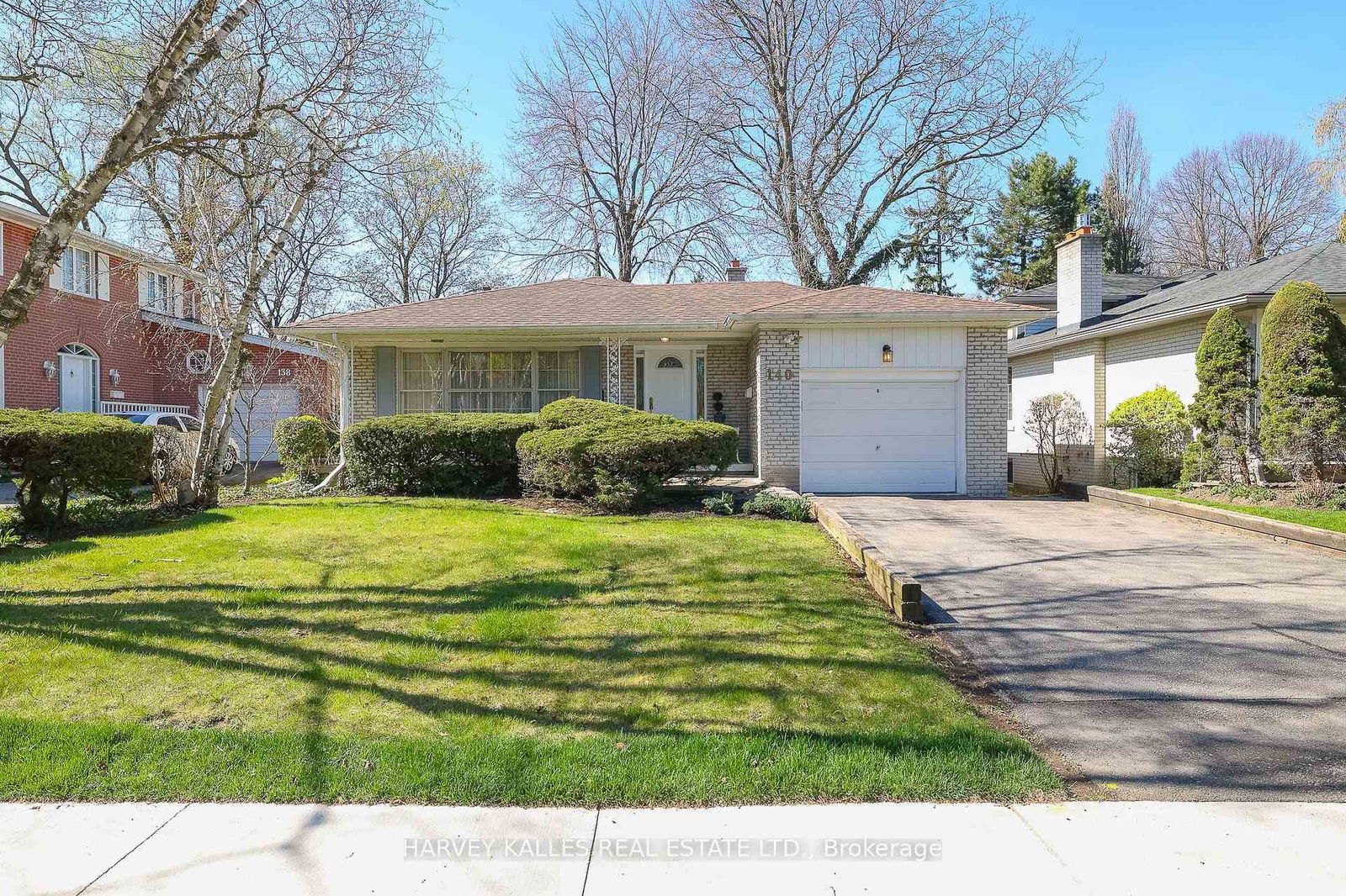 Detached House for sale at 140 Fenn Avenue, Toronto, St. Andrew-Windfields, M2P 1X6 - MLS: C12140867