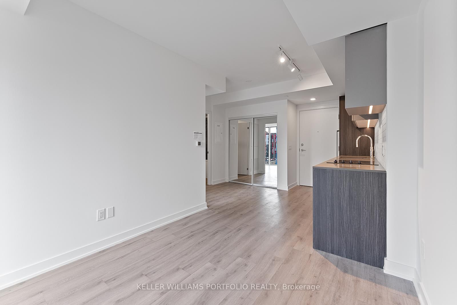 252 Church Street, Unit 1116 - Photo 10