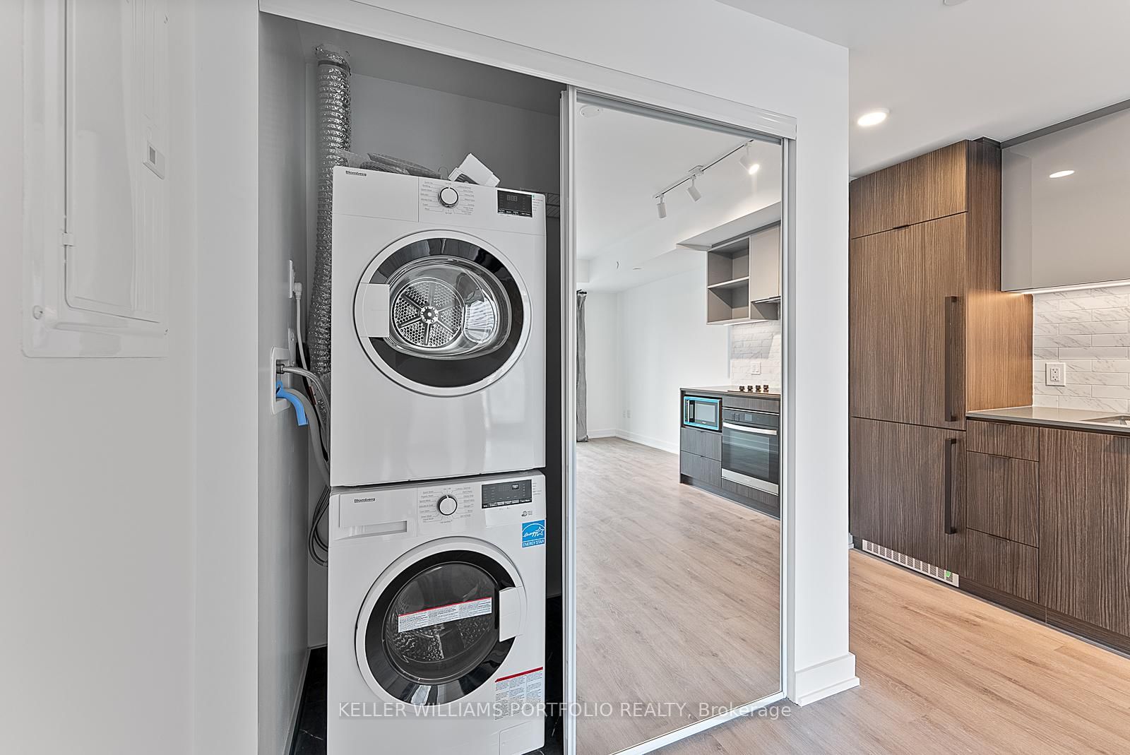 252 Church Street, Unit 1116 - Photo 16