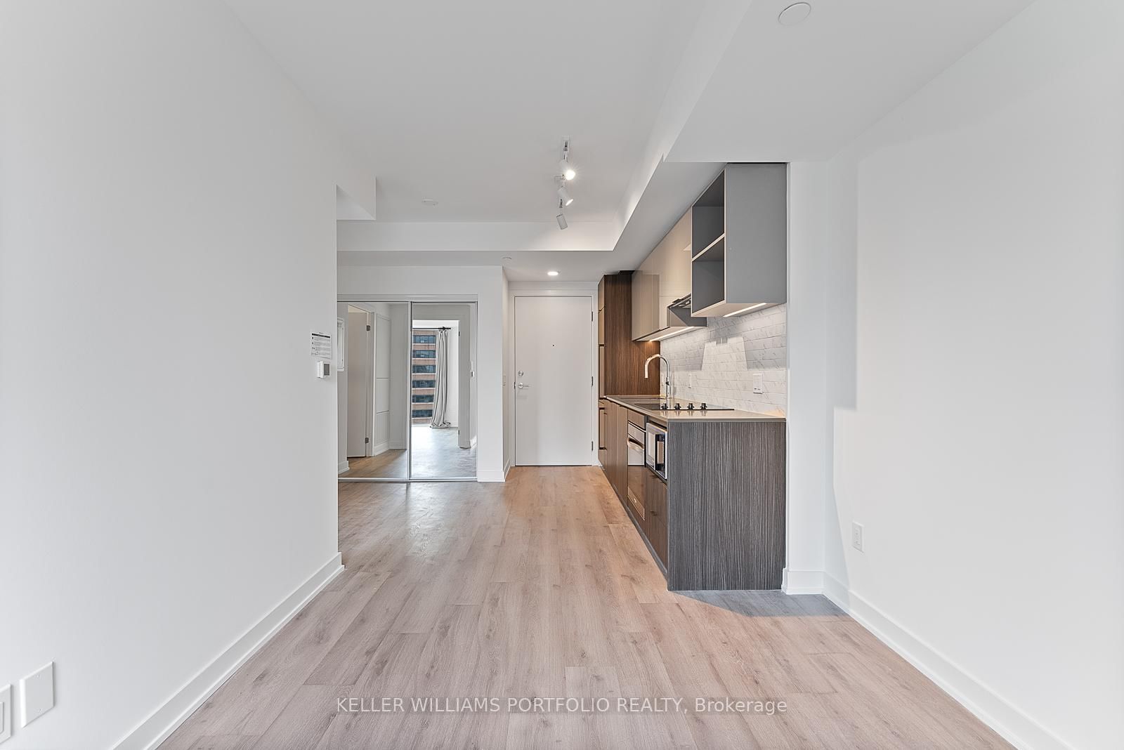 252 Church Street, Unit 1116 - Photo 9