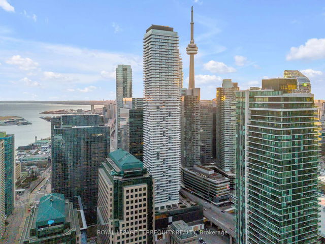 3006 - 88 Harbour Street