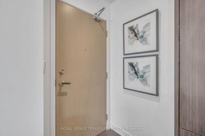 Unit 3006 — 88 Harbour St, Toronto - Waterfront Communities C1 image-0-3